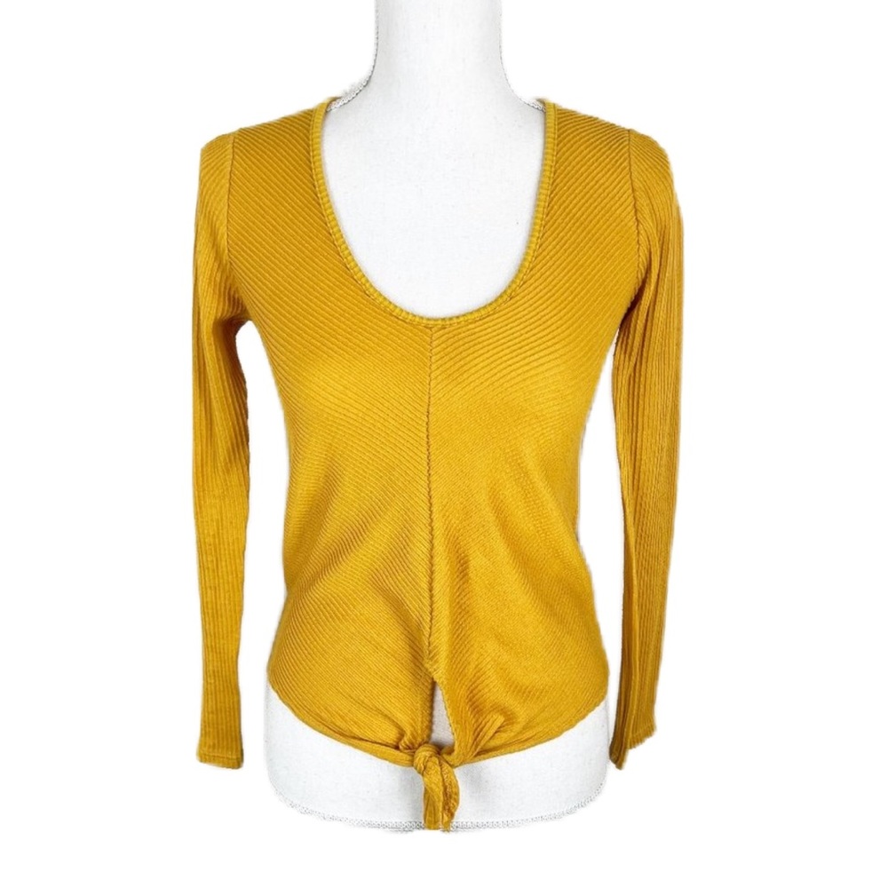 Caution To The Wind Sweater Women Small Yellow Ribbed Knit Long Sleeve Scoop